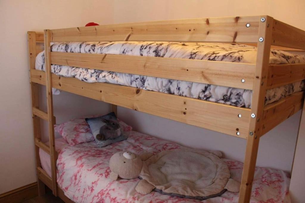 3 Bedroom Terrace Holiday Home Грейт-Торрингтон Экстерьер фото